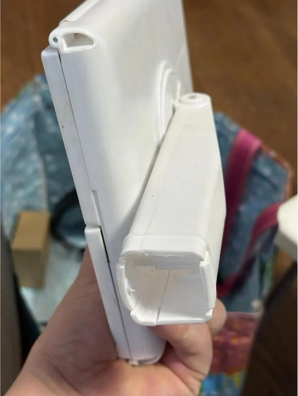 Impressions Tri-Fold Makeup Mirror LED Lights Touch Screen 14.1/8